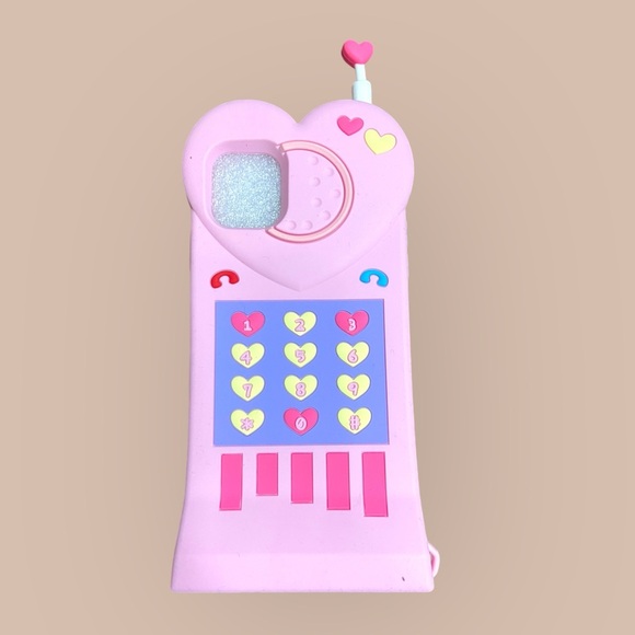 (SET OF 4) iPhone 11 retro love bug shockproof phone cases - Picture 3 of 8